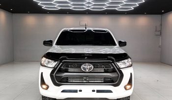 REVO 2WD 2022 2.4J MT STANDARD WHITE  1743 full