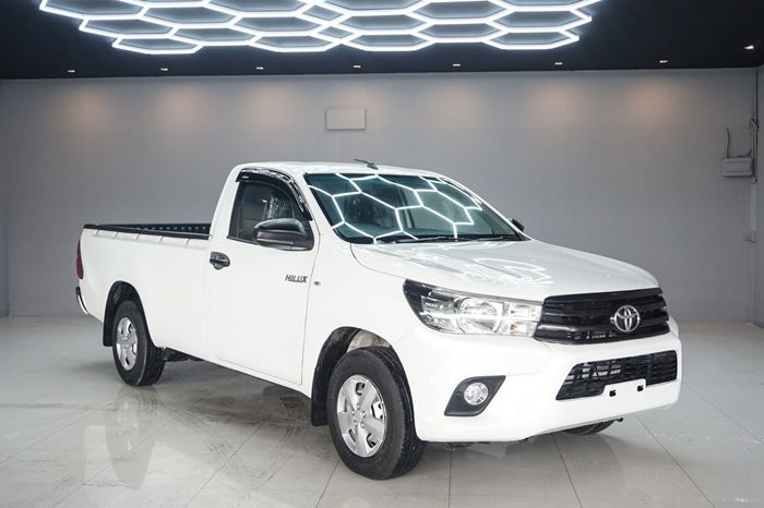 REVO 2WD 2018 2.4J MT STANDARD WHITE  3753 full
