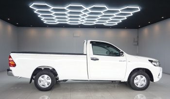 REVO 2WD 2018 2.4J MT STANDARD WHITE  3753 full