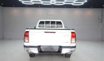 REVO 2WD 2018 2.4J MT STANDARD WHITE  3753 full