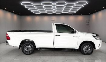 REVO 2WD 2018 2.4J MT STANDARD WHITE  7597 full
