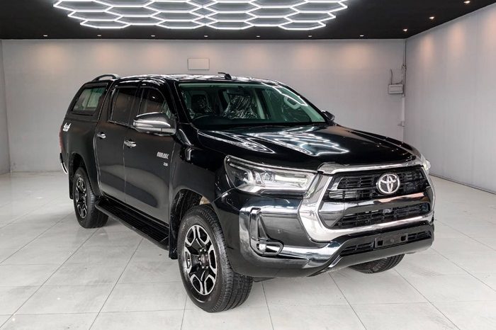 REVO 4WD 2021 2.8 HIGHT AT DOUBLE CAB BLACK  8286 full