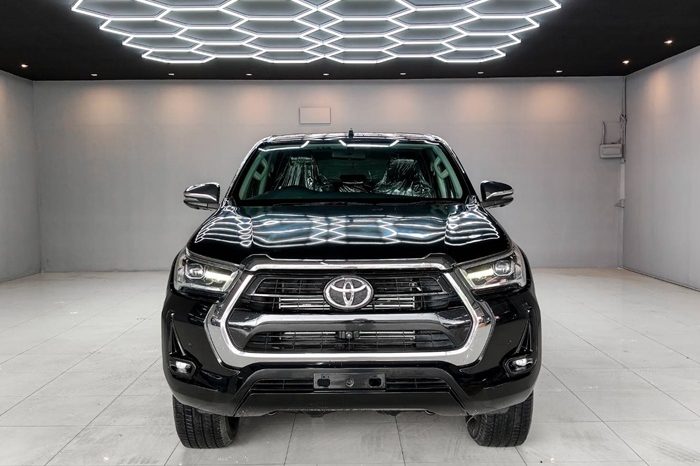REVO 4WD 2021 2.8 HIGHT AT DOUBLE CAB BLACK  8286 full