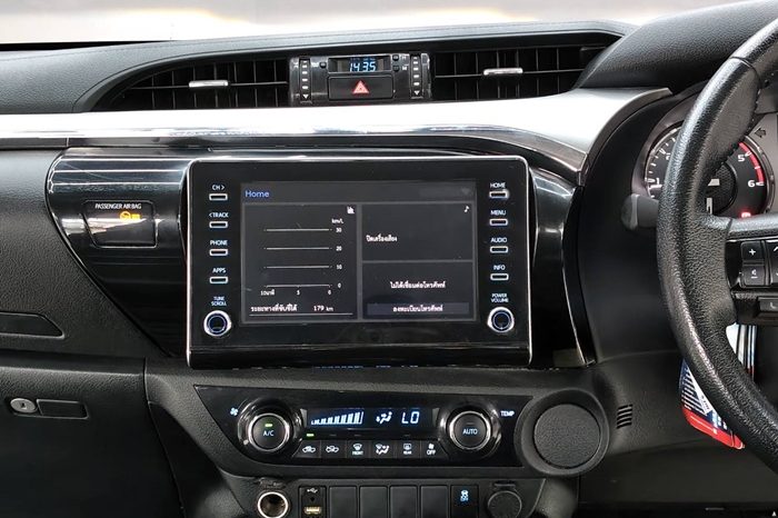 REVO PRE 2020 2.4 HIGHT AT DOUBLE CAB SILVER  2408 full