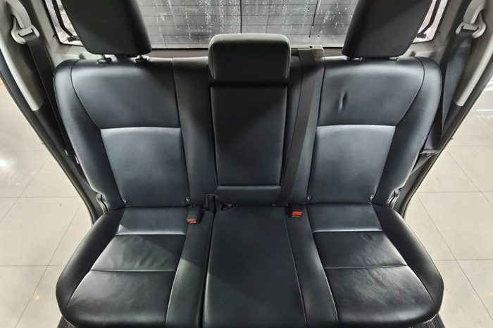 REVO PRE 2020 2.4 HIGHT AT DOUBLE CAB SILVER  2408 full