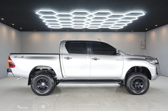 REVO 4WD 2022 2.8 HIGHT AT DOUBLE CAB SILVER  4198 full