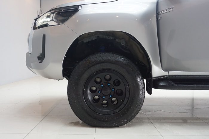 REVO 4WD 2022 2.8 HIGHT AT DOUBLE CAB SILVER  4198 full