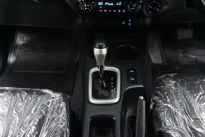REVO 4WD 2022 2.8 HIGHT AT DOUBLE CAB SILVER  4198 full