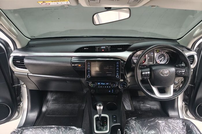 REVO 4WD 2022 2.8 HIGHT AT DOUBLE CAB SILVER  4198 full