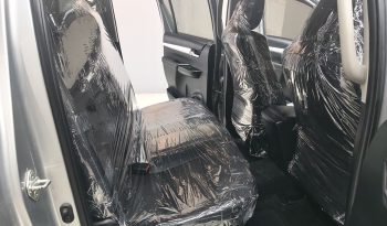 REVO 4WD 2022 2.4 MID MT DOUBLE CAB SILVER 5540 full