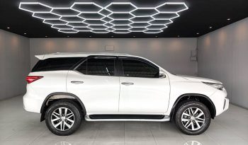 TOYOTA 4WD 2020 2.4V AT FORTUNER WHITE  7070 full