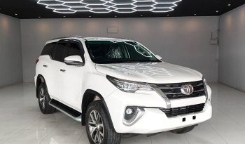 TOYOTA 4WD 2020 2.4V AT FORTUNER WHITE  7070 full