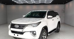 TOYOTA 4WD 2020 2.4V AT FORTUNER WHITE  7070