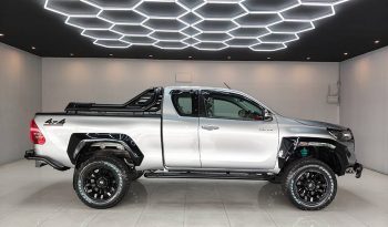REVO 4WD 2016 2.4E AT SMART CAB SILVER  9863 full