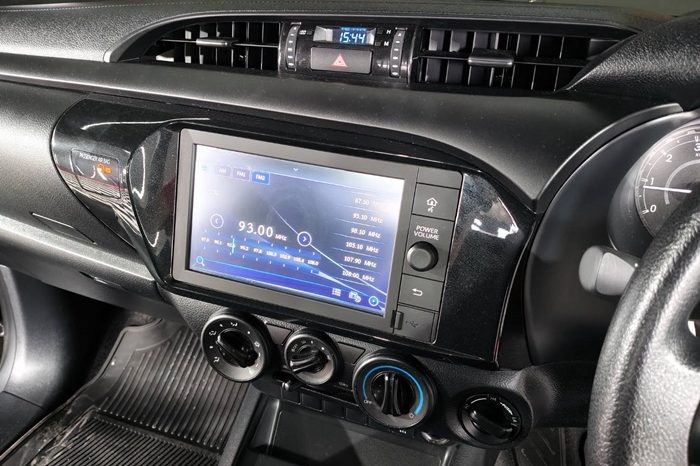REVO 4WD 2023 2.8 ENTRY AT STANDARD DARK GREY  5891 full