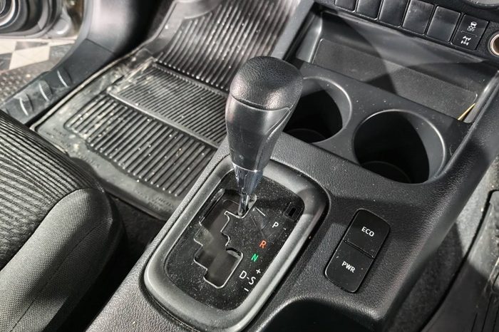 REVO 4WD 2023 2.8 ENTRY AT STANDARD DARK GREY  5891 full