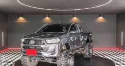 REVO 4WD 2023 2.8 ENTRY AT STANDARD DARK GREY  5891