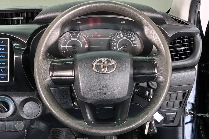 REVO PRE 2019 2.4J MT DOUBLE CAB BLACK  7069 full