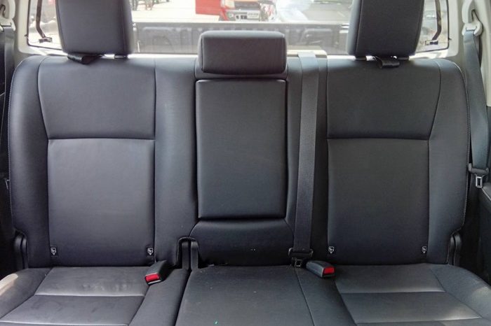 REVO PRE 2020 2.4 HIGHT AT DOUBLE CAB BLUE  6219 full