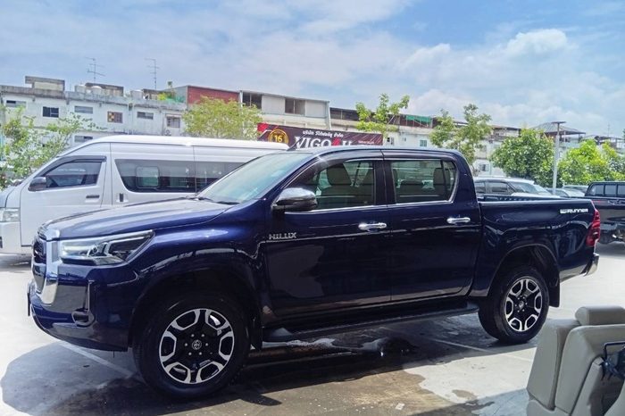 REVO PRE 2020 2.4 HIGHT AT DOUBLE CAB BLUE  6219 full