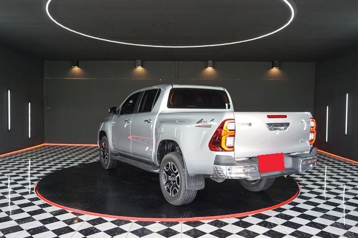 REVO 4WD 2022 2.8 HIGHT AT DOUBLE CAB SILVER  7220 full