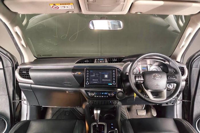 REVO PRE 2021 2.4 MID AT DOUBLE CAB DARK GREY  8623 full