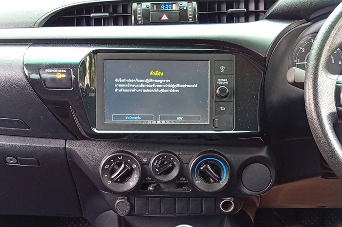 REVO 2WD 2021 2.4 ENTRY AT DOUBLE CAB BLACK  4635 full