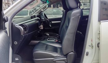REVO 4WD 2019 2.8G AT DOUBLE CAB WHITE  8803 full