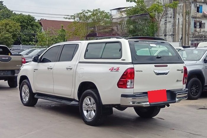 REVO 4WD 2019 2.8G AT DOUBLE CAB WHITE  8803 full