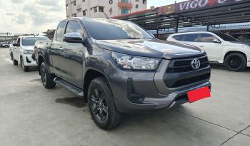 REVO PRE 2022 2.4 ENTRY AT SMART CAB GREY  5507 full
