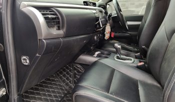 REVO PRE 2019 2.4E AT DOUBLE CAB BLACK  7660 full