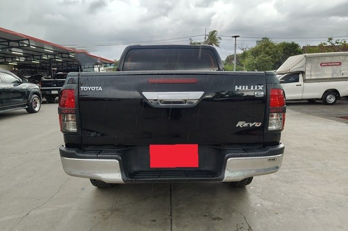 REVO PRE 2019 2.4E AT DOUBLE CAB BLACK  7660 full