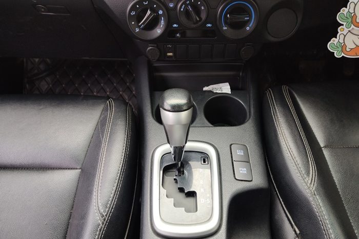 REVO PRE 2019 2.4E AT DOUBLE CAB BLACK  7660 full