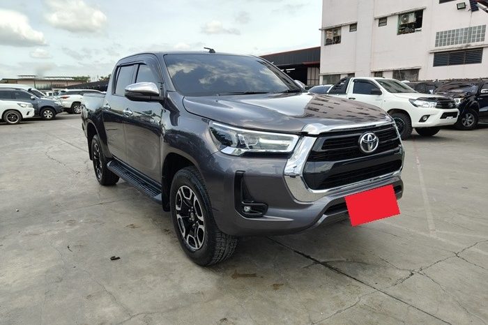 REVO PRE 2021 2.4 MID AT DOUBLE CAB GREY  1805 full