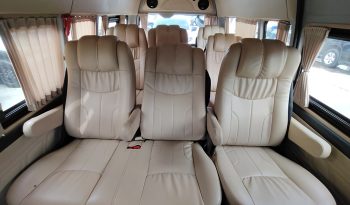 TOYOTA 2WD 2018 3.0 MT COMMUTER WHITE 83 full