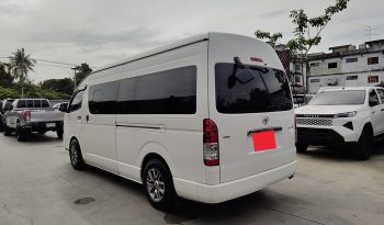 TOYOTA 2WD 2018 3.0 MT COMMUTER WHITE 83 full