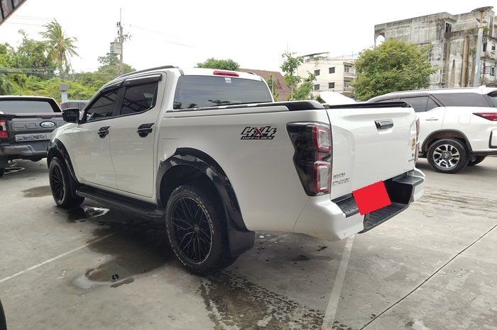 ISUZU 4WD 2022 3.0 AT DOUBLE CAB WHITE  4004 full