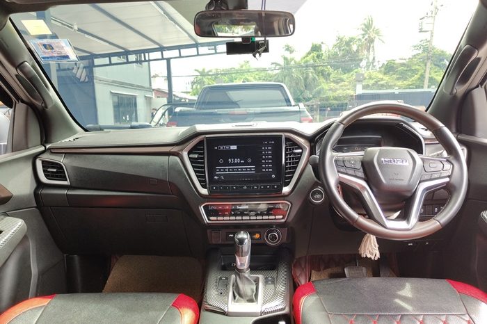 ISUZU 4WD 2022 3.0 AT DOUBLE CAB WHITE  4004 full