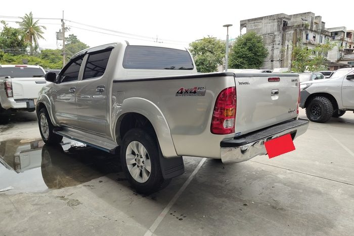 VIGO 4WD 2011 3.0G AT DOUBLE CAB SILVER  9456 full
