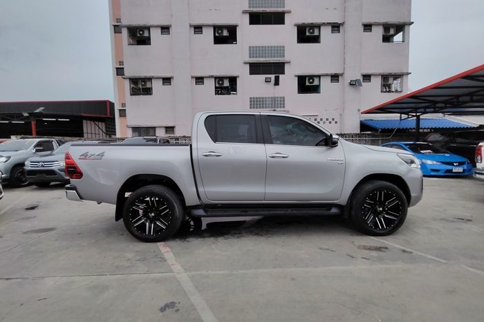REVO 4WD 2021 2.8 HIGHT AT DOUBLE CAB SILVER  3427 full