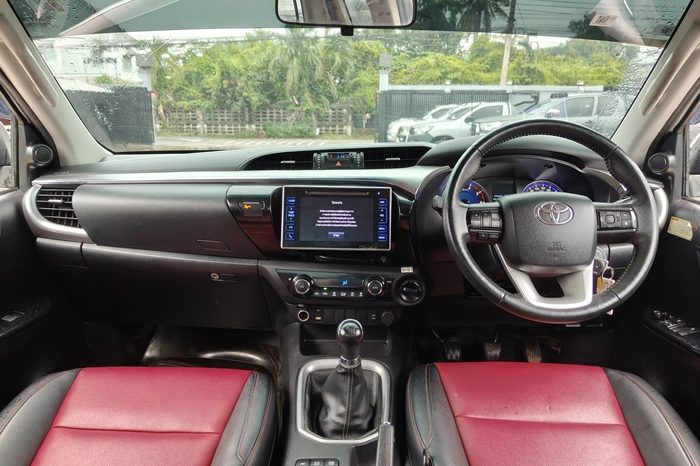 REVO 4WD 2020 2.8G MT SMART CAB WHITE  8008 full