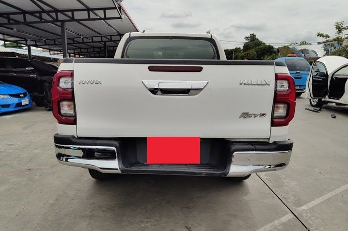 REVO PRE 2020 2.4 MID AT DOUBLE CAB WHITE  8013 full