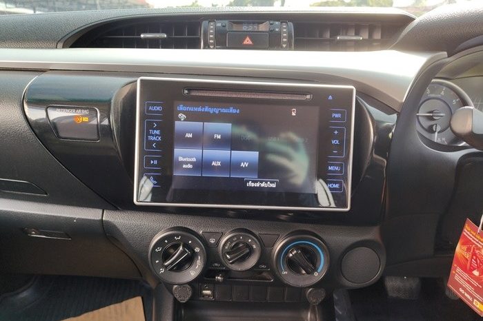 REVO PRE 2020 2.4E AT DOUBLE CAB SILVER 506 full