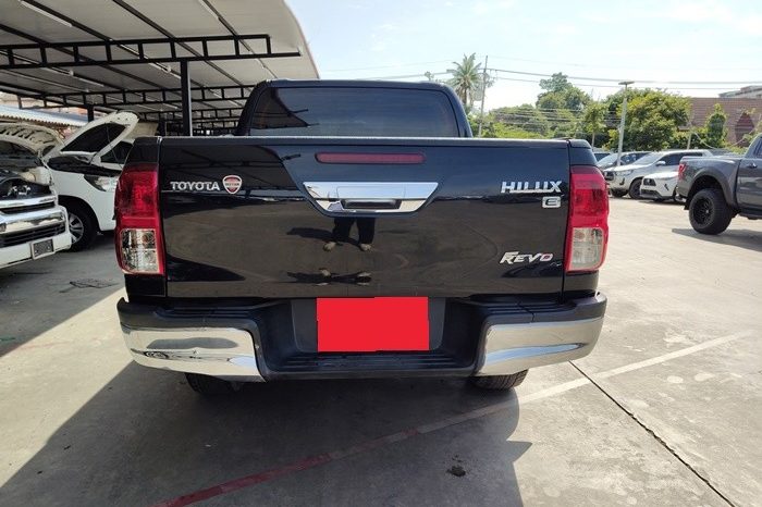 REVO PRE 2018 2.4E AT DOUBLE CAB BLACK 399 full