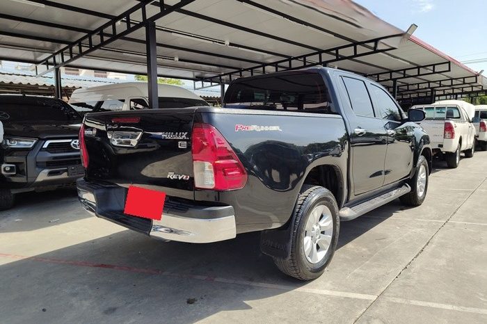 REVO PRE 2018 2.4E AT DOUBLE CAB BLACK 399 full