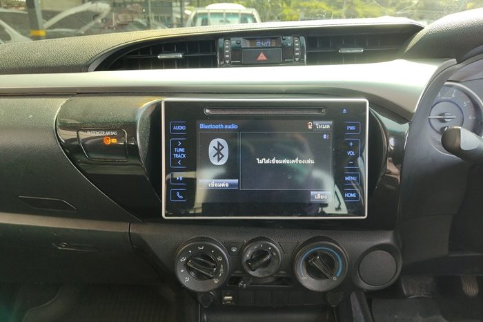 REVO PRE 2018 2.4E AT DOUBLE CAB BLACK 399 full