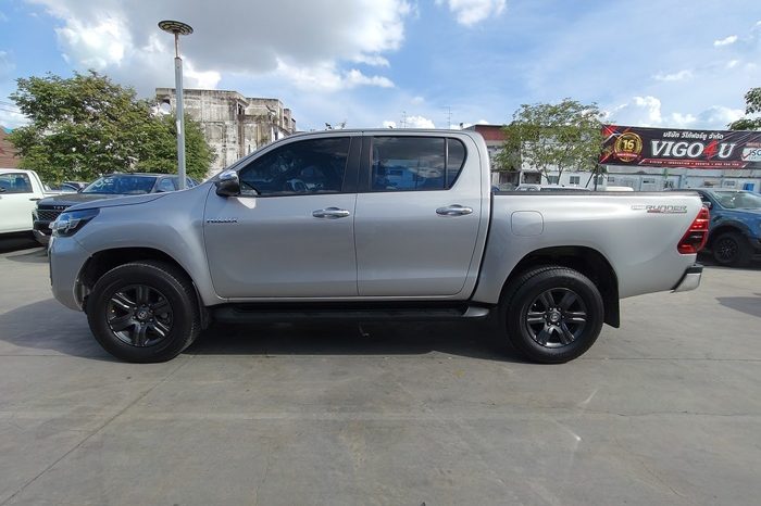 REVO PRE 2021 2.4 ENTRY AT DOUBLE CAB SILVER 3840 full