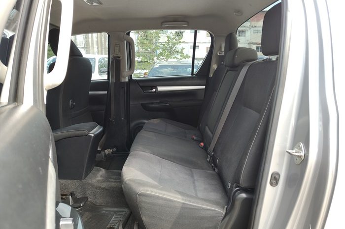 REVO PRE 2021 2.4 ENTRY AT DOUBLE CAB SILVER 3840 full