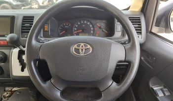 TOYOTA 2WD 2019 3.0 MT COMMUTER SILVER 9718 full