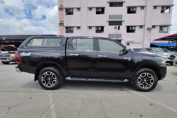 REVO 4WD 2021 2.8 HIGHT AT DOUBLE CAB BLACK  2077 full